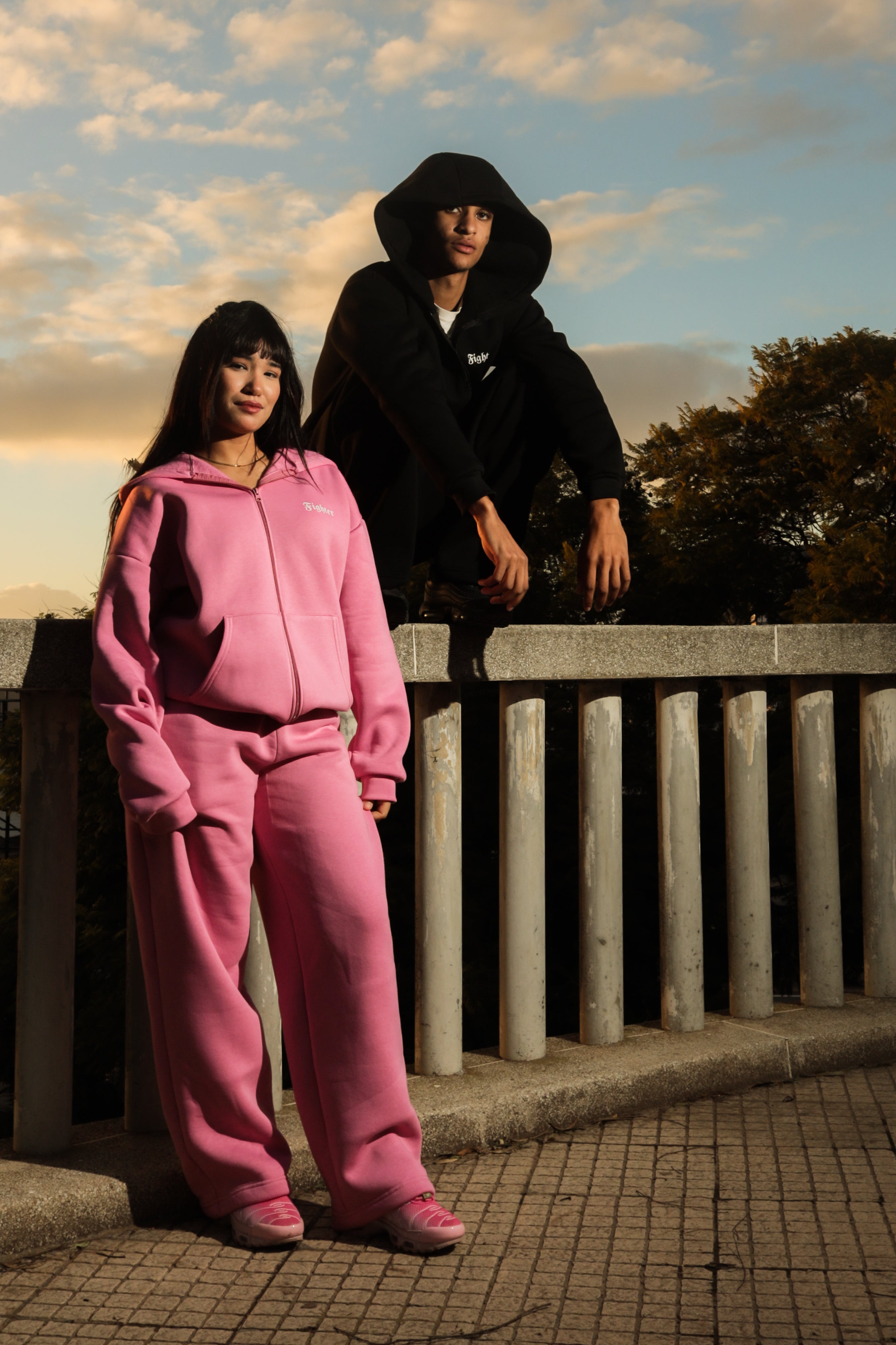 ENSEMBLE FIGHTER  ( PINK & BLACK )